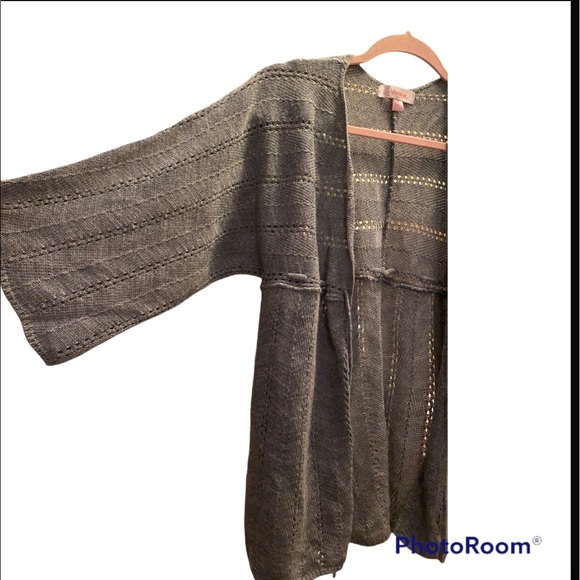 NEW LIGHTWEIGHT OPEN KNIT SHORT SLEEVE CARDIGAN SWEATER ⭐️⭐️⭐️⭐️⭐️ - Picture 2 of 10
